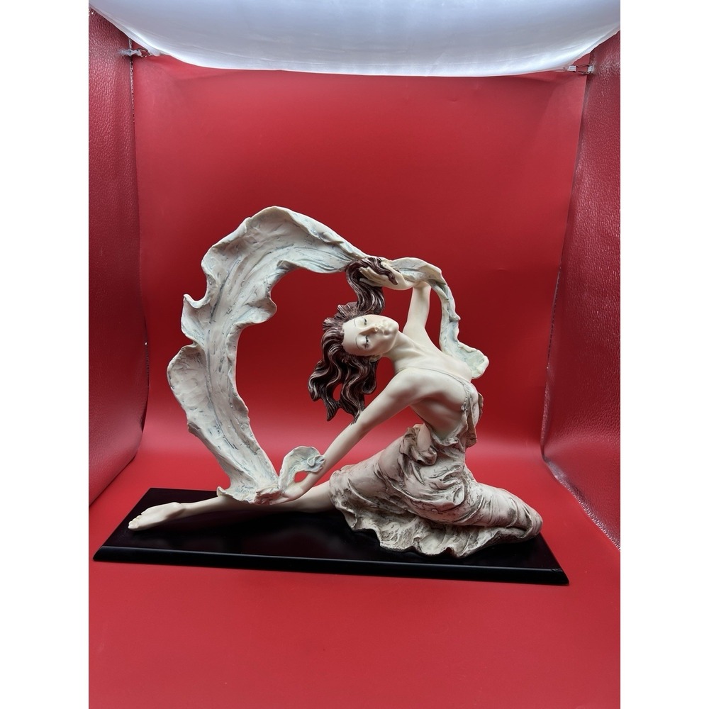 Vintage Large Capodimonte SANTINI Ballerina Burlesque Dancer Figurine ARTE BELLA